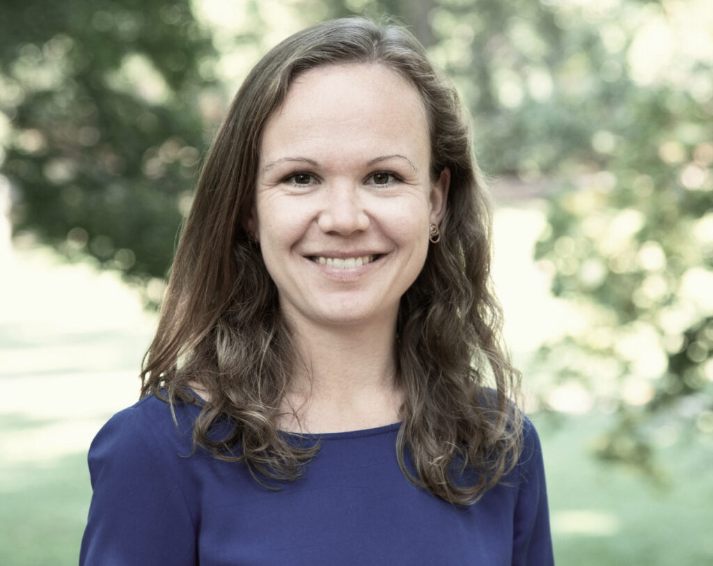 Dr. Alexandra Paulus